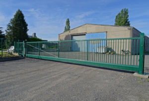 Porte coulissante autoportante "JUMBO J2" manuelle