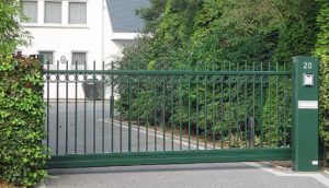 Porte coulissante autoportante type "JUMILA" manuelle